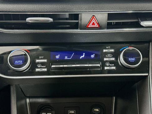 Used 2023 Hyundai Sonata SEL w/ Preferred Accessory Package image 24