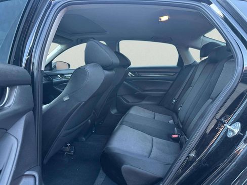 Used 2020 Honda Accord EX image 13