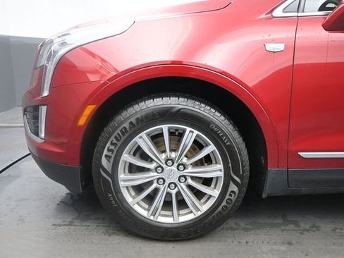 Used 2019 Cadillac XT5 FWD image 9