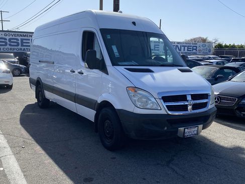 Used 2007 Dodge Sprinter 2500 image 7