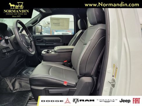 New 2026 RAM 5500 Tradesman AWD/4WD image 6
