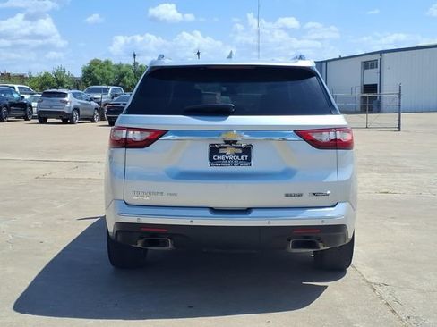 Used 2018 Chevrolet Traverse Premier w/ LPO, Floor Liner Package AWD/4WD image 6