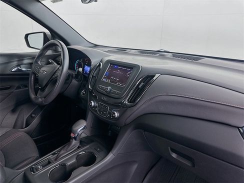 Used 2022 Chevrolet Equinox RS image 29