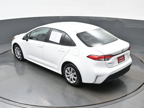 Used 2024 Toyota Corolla LE FWD image 36