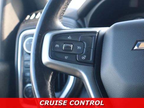 Used 2021 Chevrolet Silverado 2500 LTZ w/ LTZ Convenience Package image 17