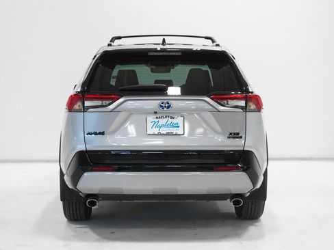 Used 2022 Toyota RAV4 XSE w/ XSE Grade Weather Package image 6