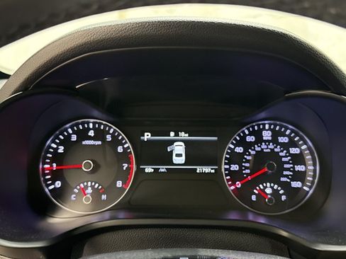 Used 2023 Kia Forte GT-Line w/ GT-Line Premium Package FWD image 19