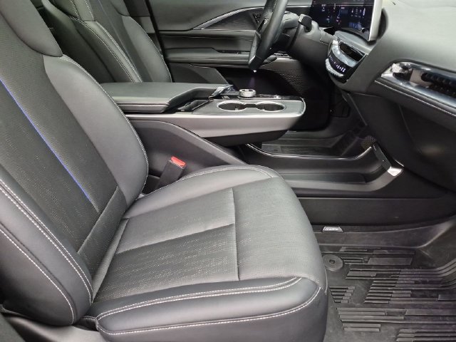 Certified 2024 Cadillac Lyriq Sport w/ LPO, Floor Liner Package AWD/4WD image 26