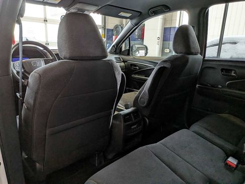 Used 2022 Honda Pilot Sport image 19