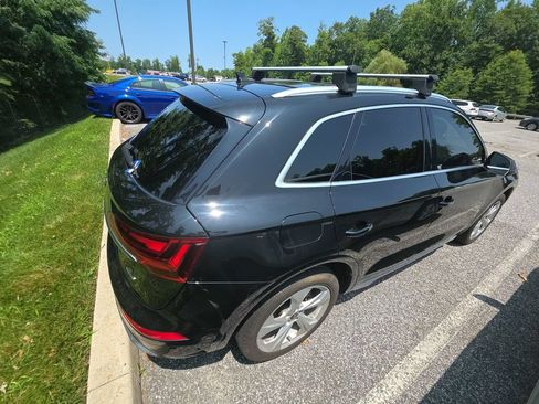 Used 2021 Audi Q5 2.0T Premium Plus w/ Premium Plus Package AWD/4WD image 6