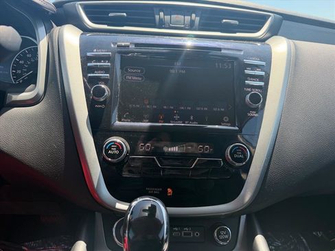 Used 2023 Nissan Murano SV AWD/4WD image 36