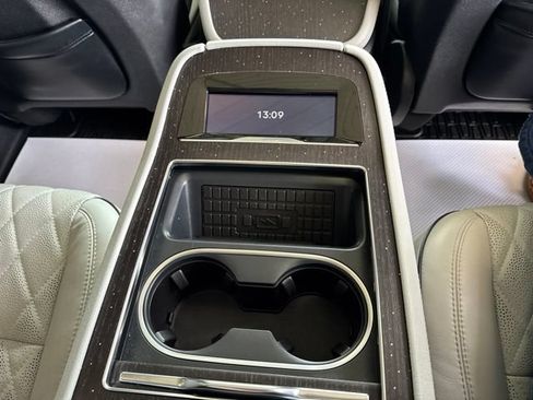 Used 2025 Lincoln Navigator L Black Label w/ Black Label Special Edition AWD/4WD image 26