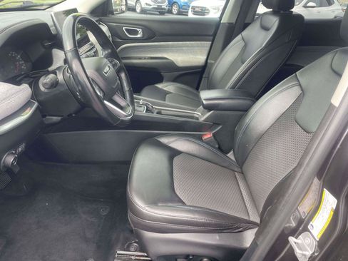Used 2022 Jeep Compass Latitude w/ Convenience Group AWD/4WD image 13