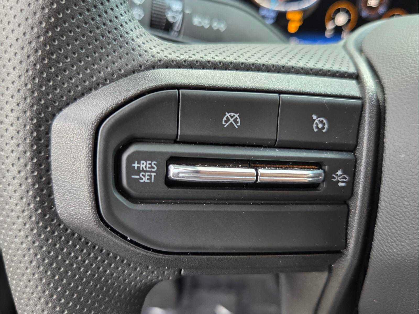 Used 2024 Chevrolet Colorado Trail Boss AWD/4WD image 29