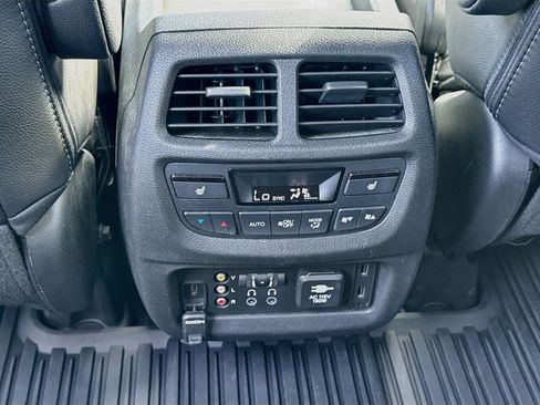 Used 2017 Honda Pilot Elite image 25