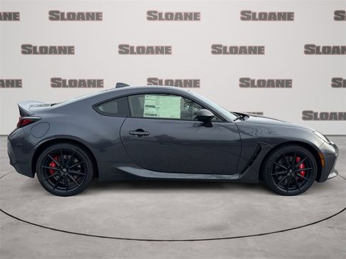 New 2025 Toyota GR86 Premium image 6