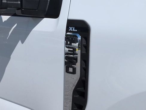 Used 2025 Ford F350 XL w/ XL Chrome Package AWD/4WD image 14