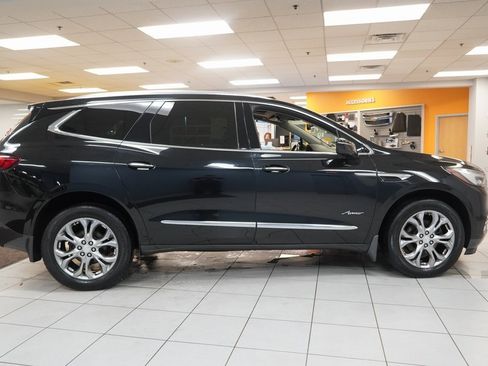 Used 2019 Buick Enclave Avenir w/ Avenir Technology Package image 19