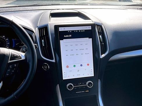 Used 2023 Ford Edge SEL w/ Convenience Package image 6