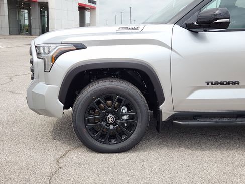 New 2026 Toyota Tundra Limited w/ Limited PVM Package AWD/4WD image 9
