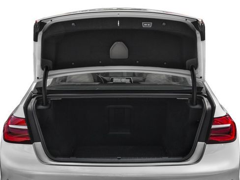 Used 2016 BMW 740i RWD image 11