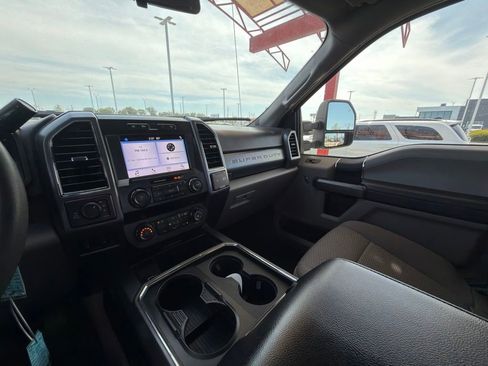 Used 2019 Ford F250 XLT w/ XLT Value Package AWD/4WD image 14