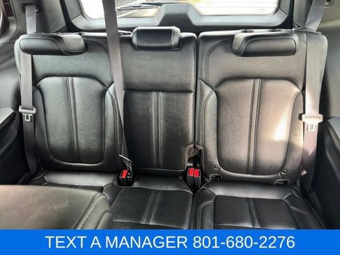 Used 2023 Jeep Wagoneer Series III w/ Preferred Equipment Group AWD/4WD image 42