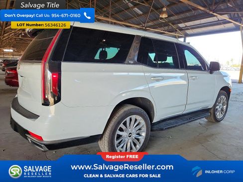Used 2021 Cadillac Escalade Premium Luxury AWD/4WD image 4