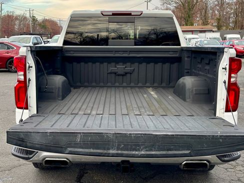 Used 2019 Chevrolet Silverado 1500 LTZ w/ LTZ Premium Package image 10