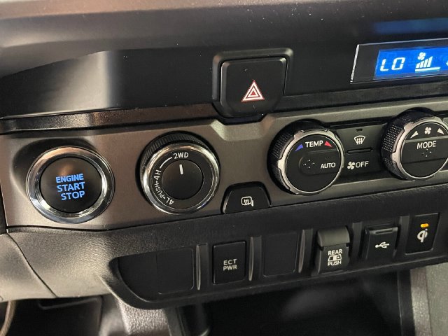 Used 2023 Toyota Tacoma TRD Off-Road AWD/4WD image 10
