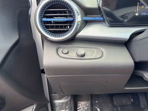 New 2026 Chevrolet Trax LT FWD image 12