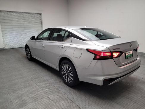 Used 2023 Nissan Altima 2.5 SV image 5