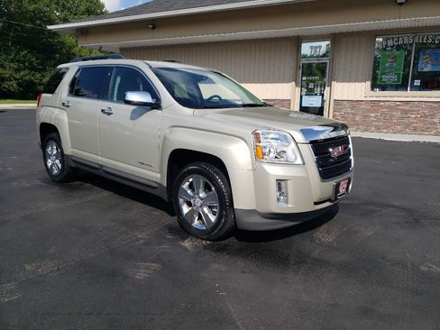 Used 2014 GMC Terrain SLE w/ Chrome Package FWD image 1
