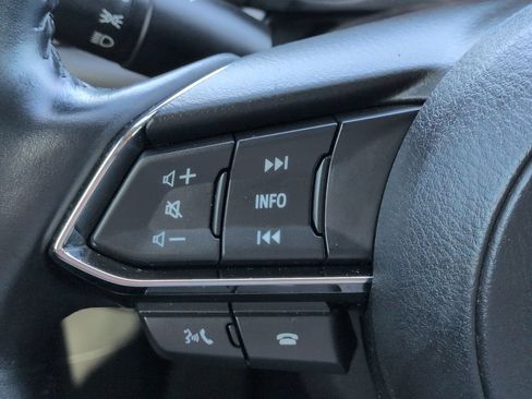 Used 2021 MAZDA CX-5 Touring FWD image 23