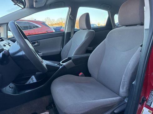 Used 2015 Toyota Prius Three image 10