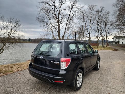 Used 2010 Subaru Forester 2.5X image 5