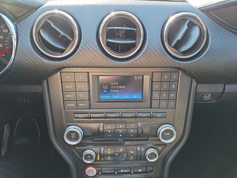 Used 2015 Ford Mustang V6 COUPE image 9