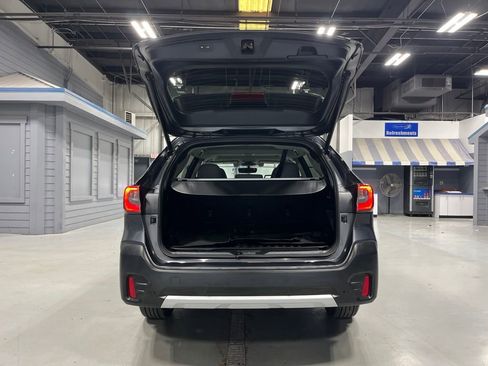 Certified 2022 Subaru Outback Limited AWD/4WD image 16