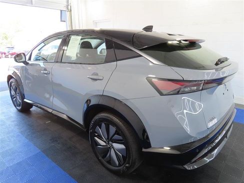 Used 2024 Nissan Ariya AWD image 10