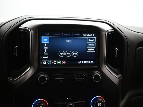 Used 2020 Chevrolet Silverado 1500 LTZ AWD/4WD image 16