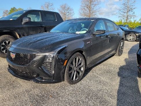 New 2026 Cadillac CT5 V image 1