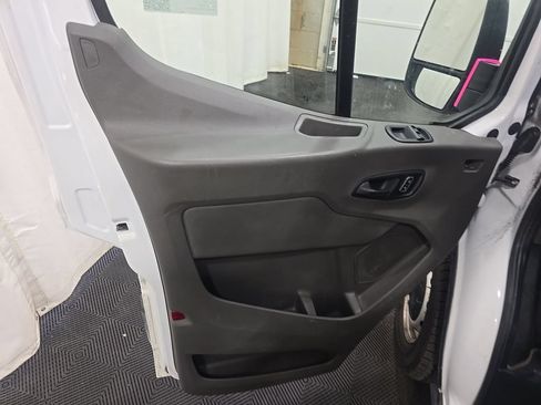 Used 2024 Ford Transit 250 148 High Roof RWD image 10