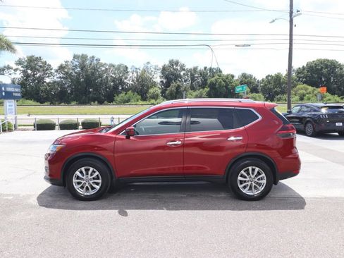 Used 2018 Nissan Rogue SV FWD image 5