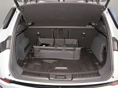 Used 2026 Land Rover Range Rover Evoque S image 16