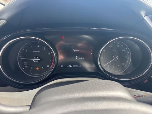 Used 2023 Buick Encore GX Select FWD image 22