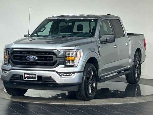 Used 2022 Ford F150 XLT w/ Equipment Group 302A High AWD/4WD image 5