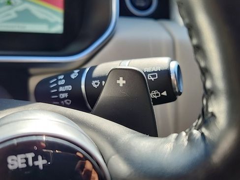 Used 2022 Land Rover Range Rover P525 Westminster Edition image 37