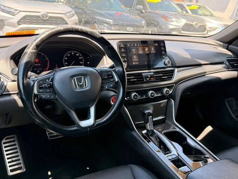 Used 2019 Honda Accord Sport image 17