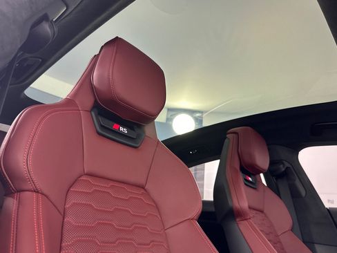 New 2025 Audi RS e-tron GT performance AWD/4WD image 15