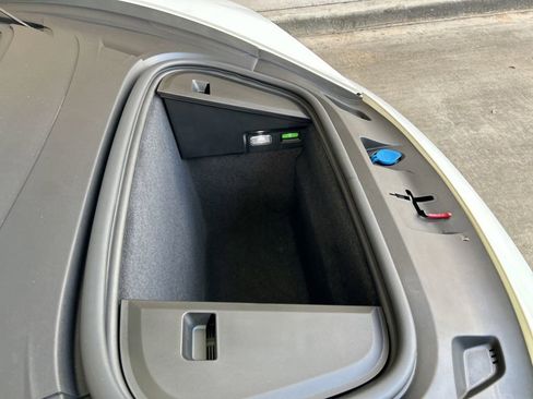 Used 2023 Porsche Taycan GTS image 12